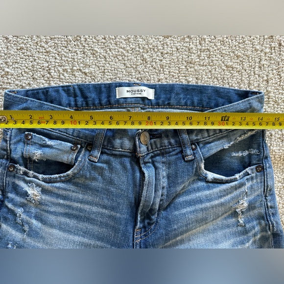 Moussy Vintage Cropped Jeans - Picture 3 of 6